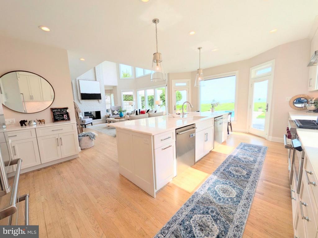 252 EARECKSON LANE
