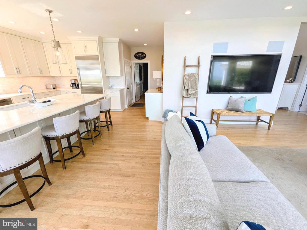 252 EARECKSON LANE