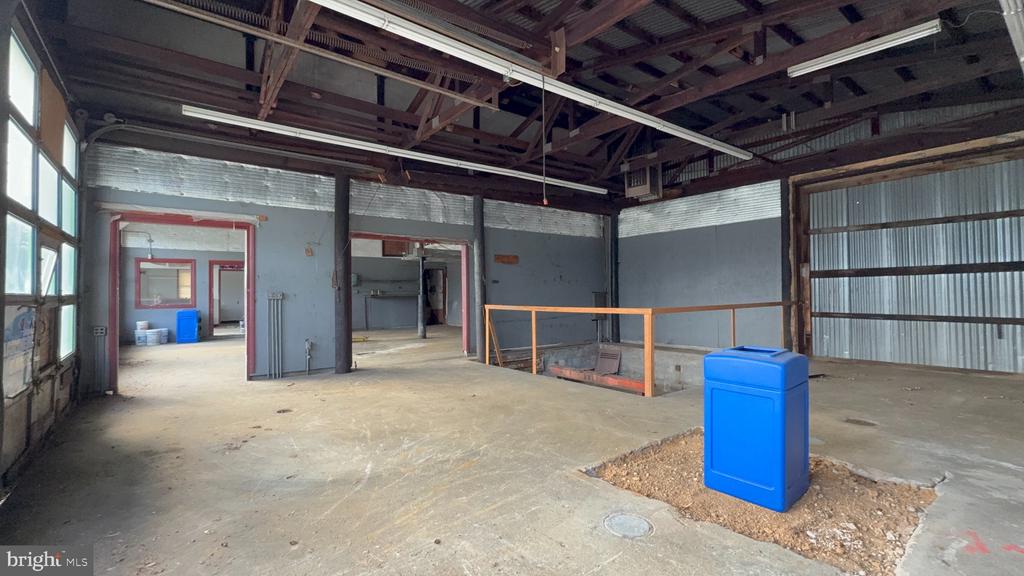 2551 CENTREVILLE ROAD
