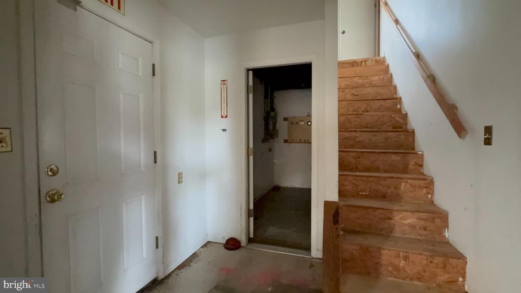 2551 CENTREVILLE ROAD