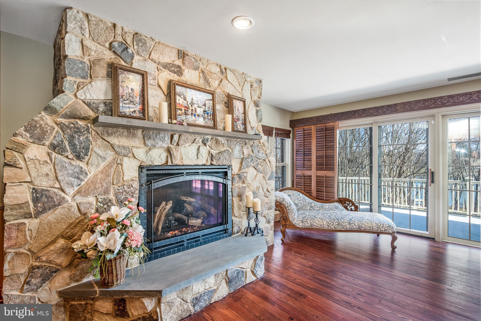 8831 Quailsar Rd