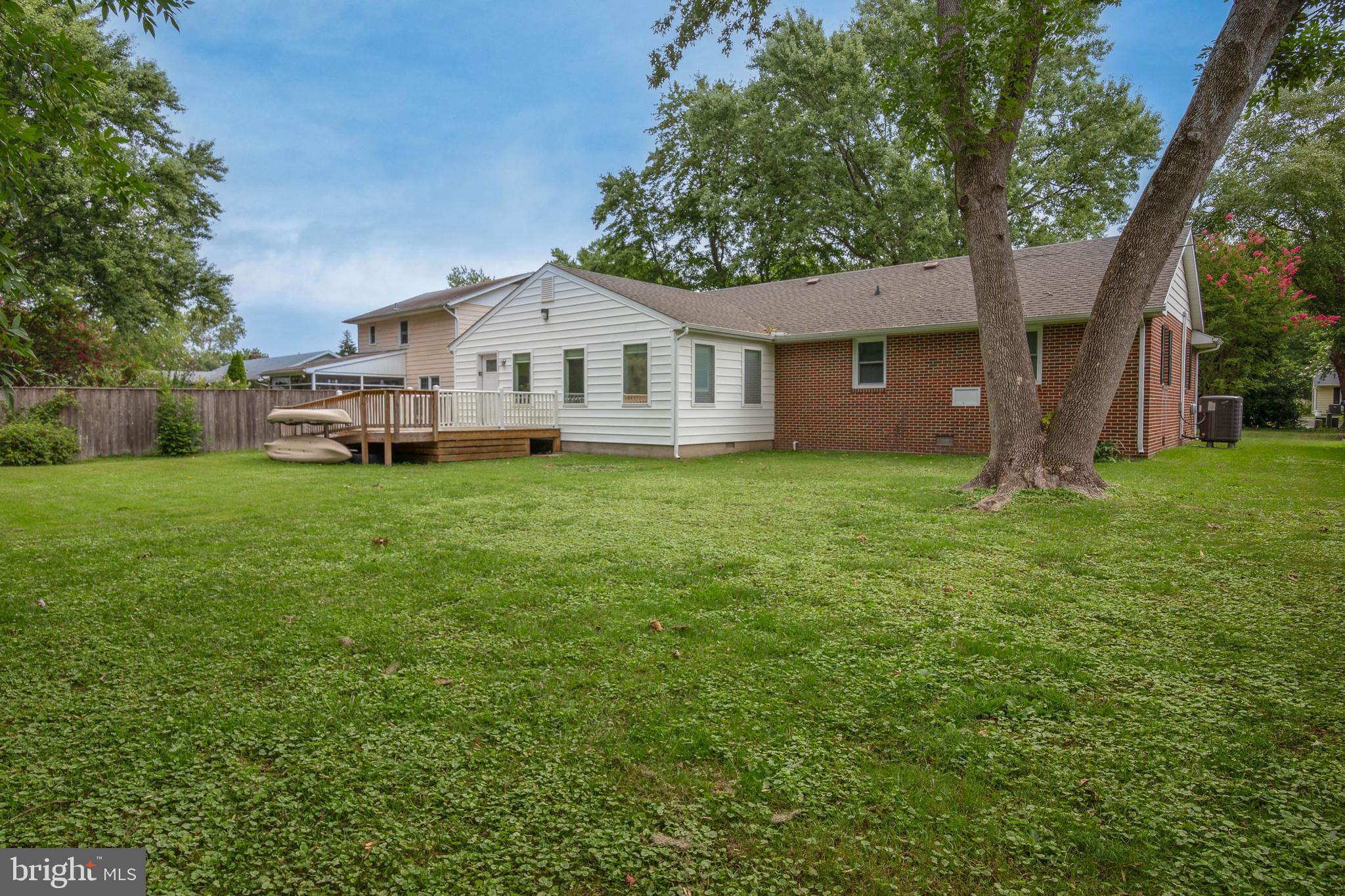 237 Brookwood Ave