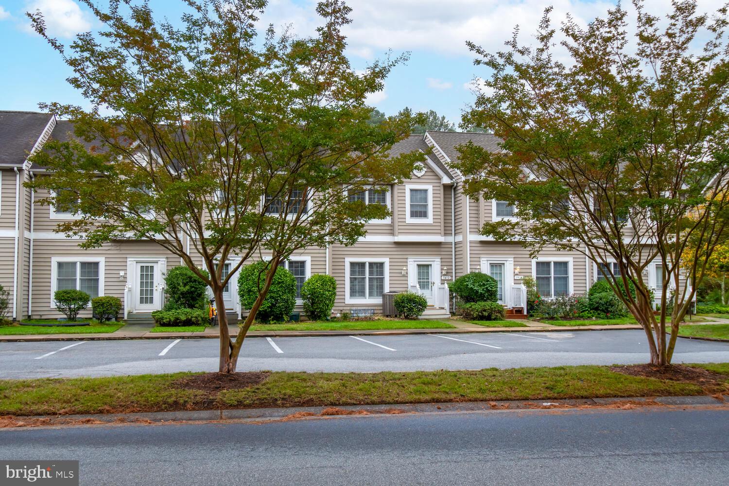 7412 Tour Dr