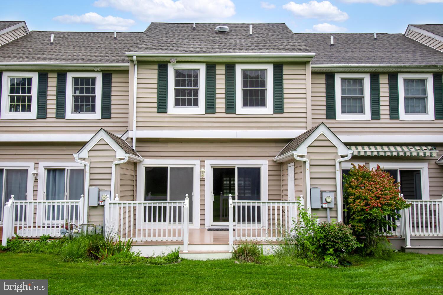 7412 Tour Dr