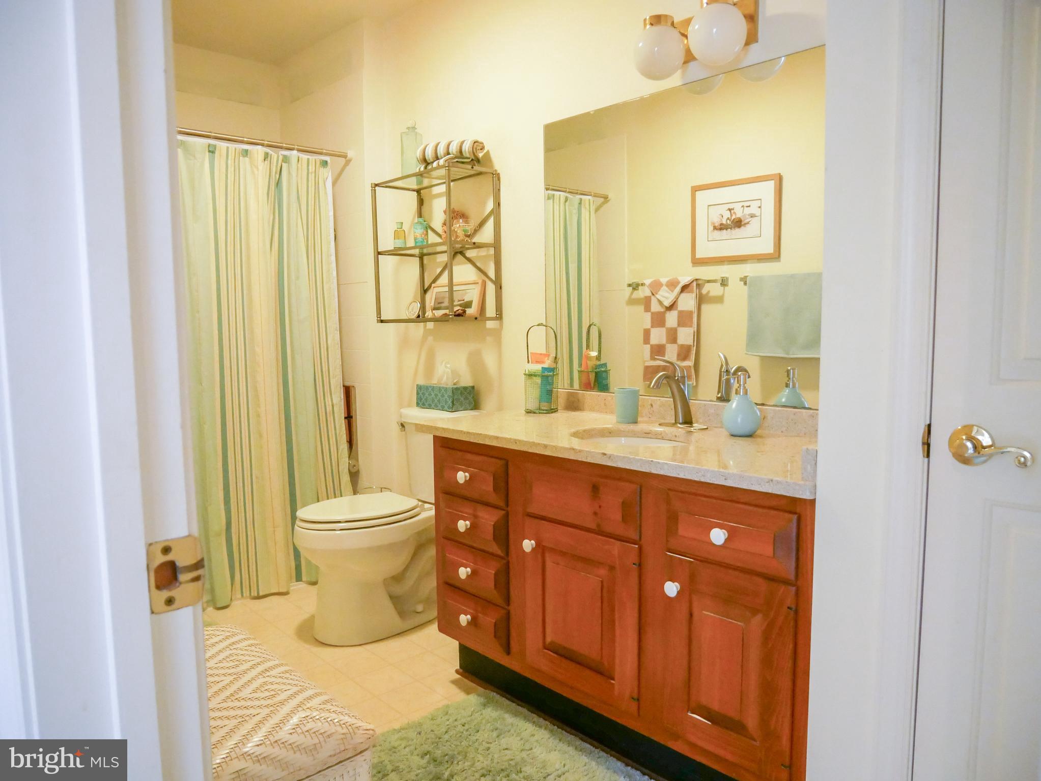 102-B Robes Harbor Ct #B