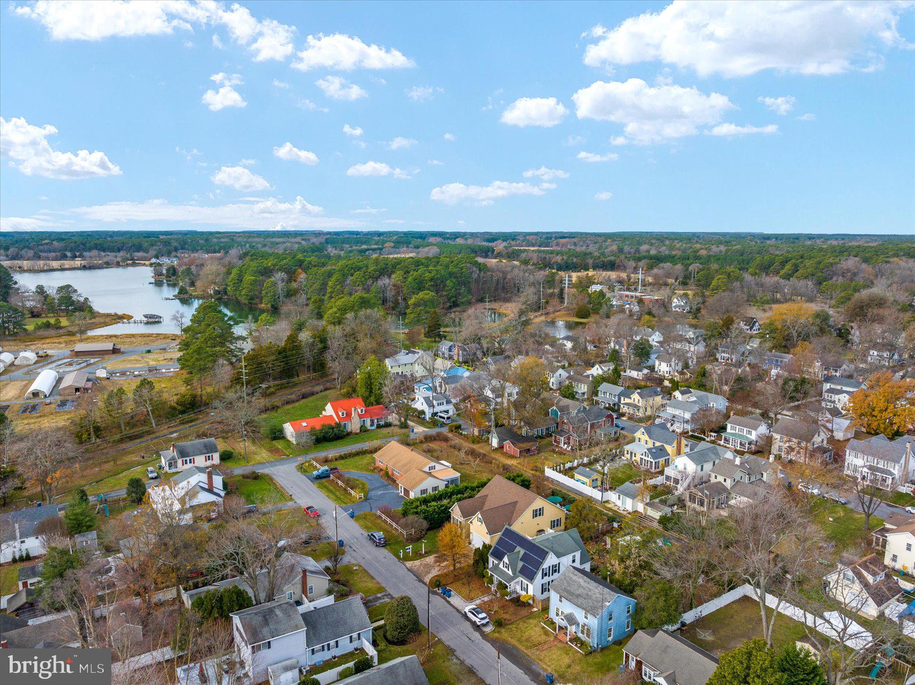 109 W Marengo St