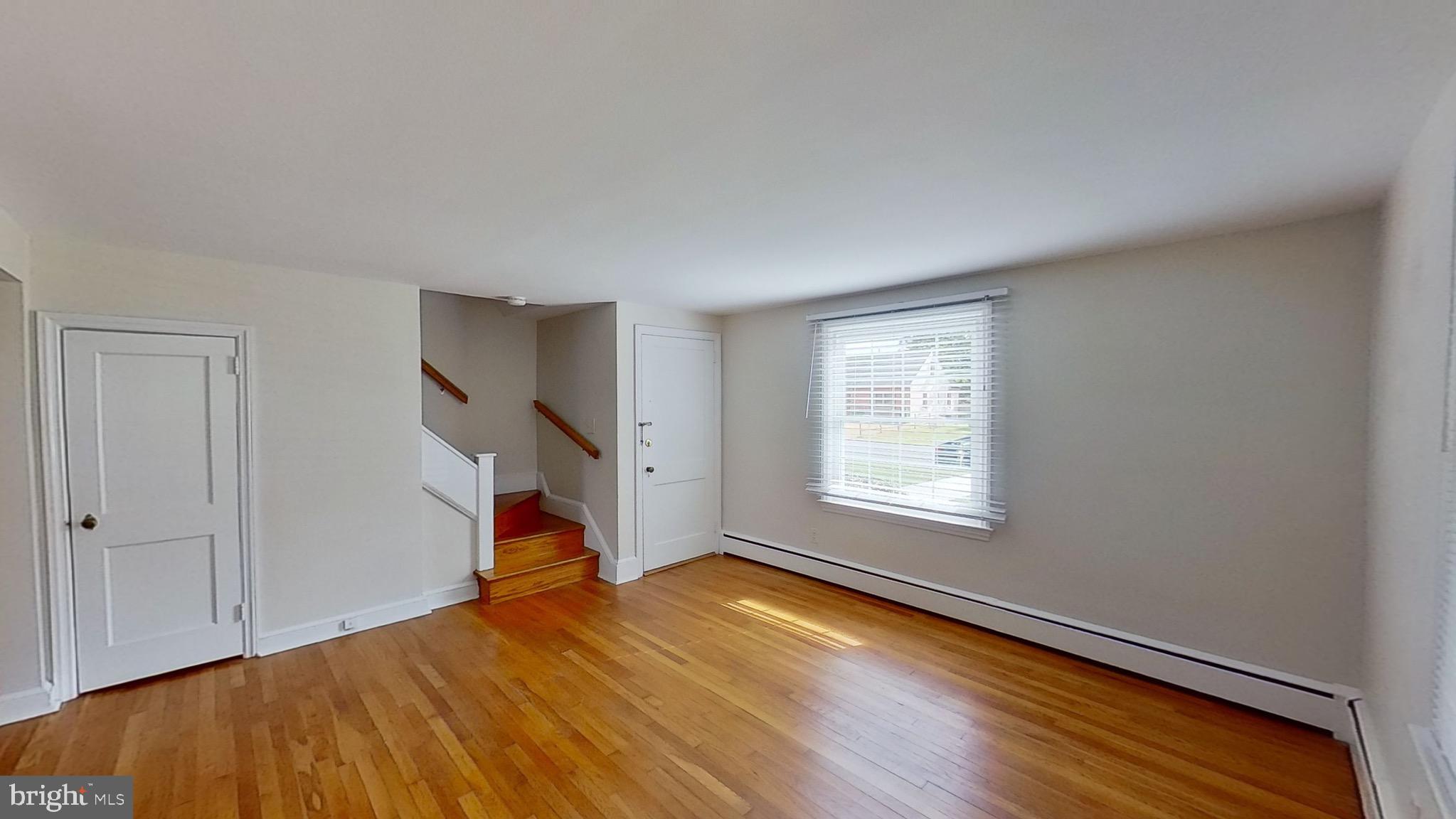 639 Elizabeth St #1