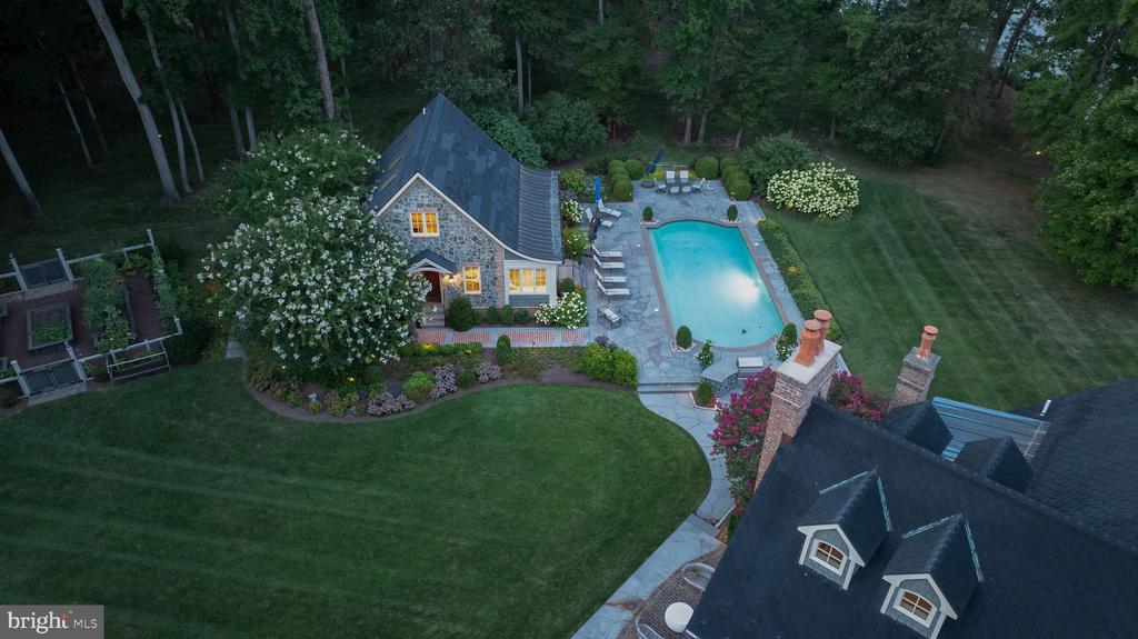 8941 Bozman Neavitt Rd