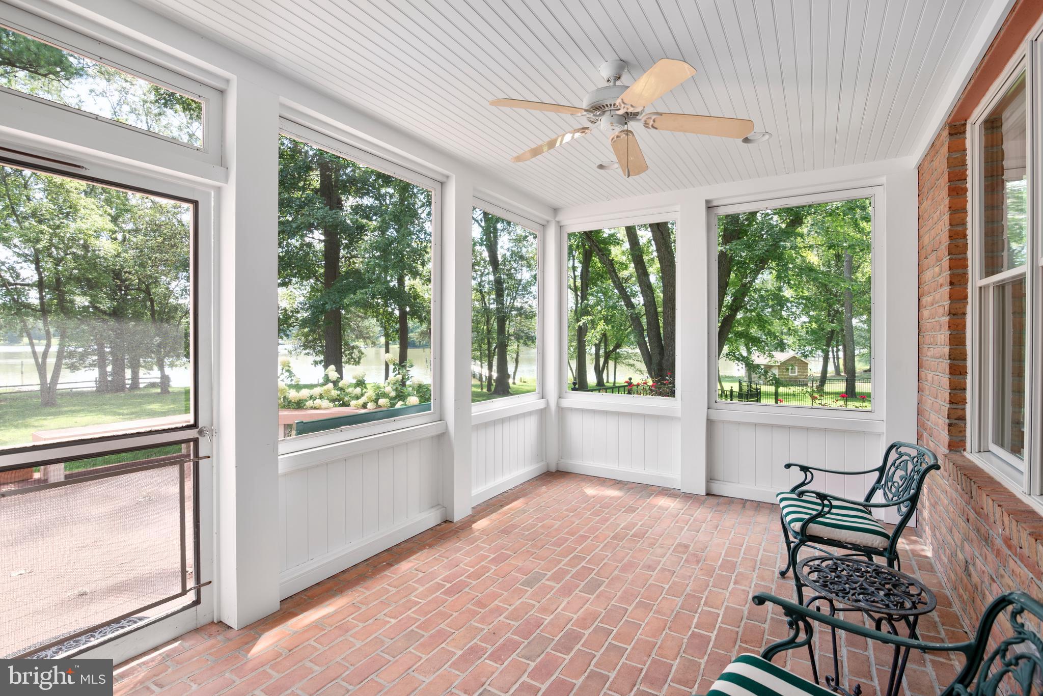 28157 Canterbury Ct