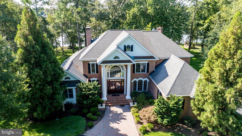 28157 Canterbury Ct