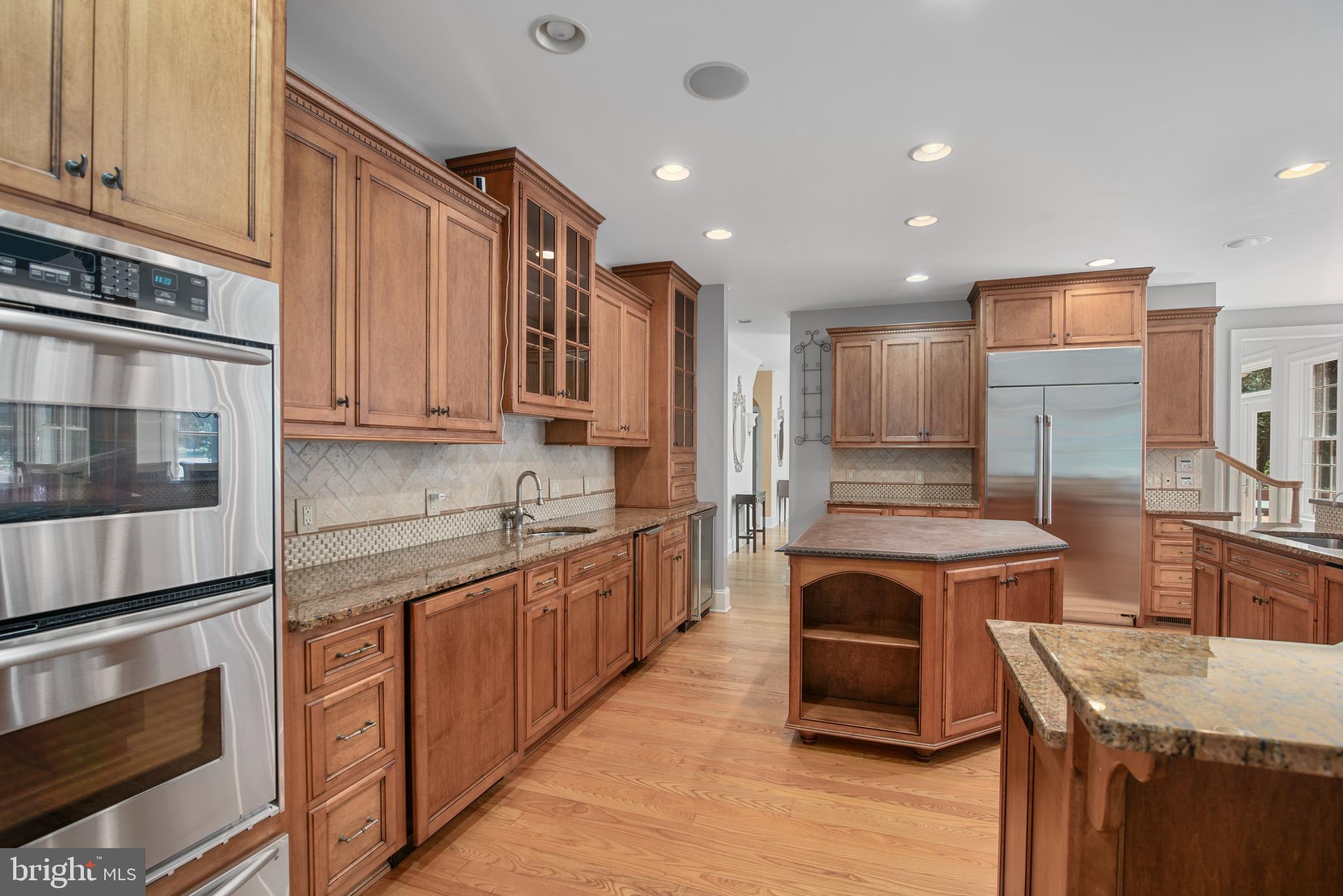 28157 Canterbury Ct