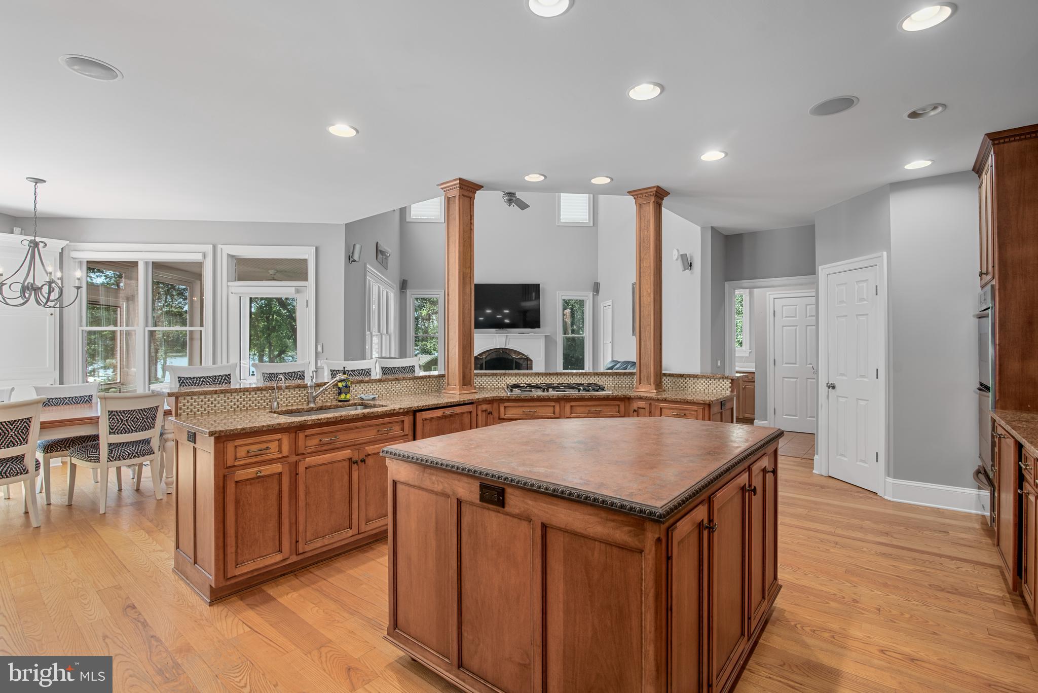 28157 Canterbury Ct
