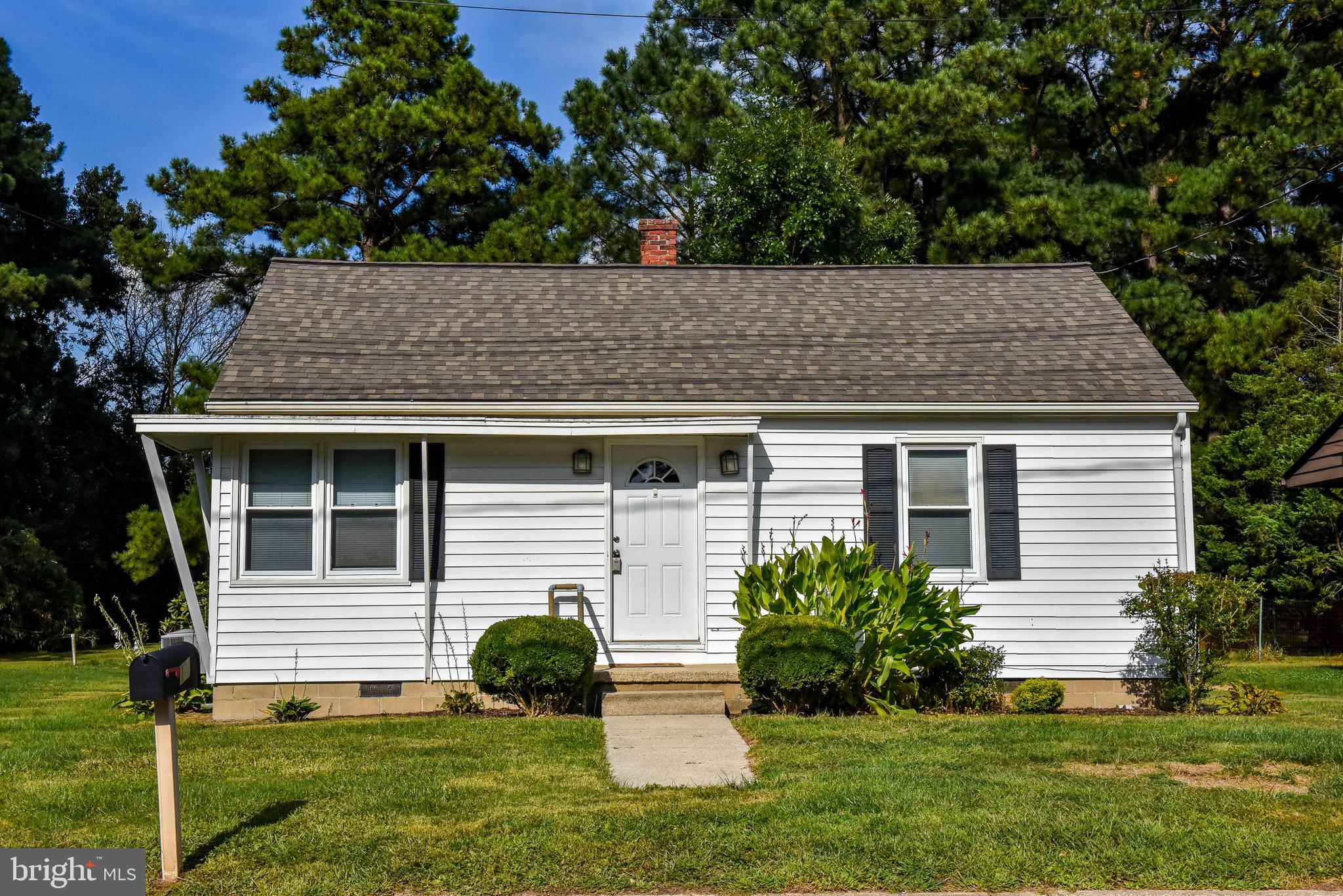 15 SYCAMORE AVE