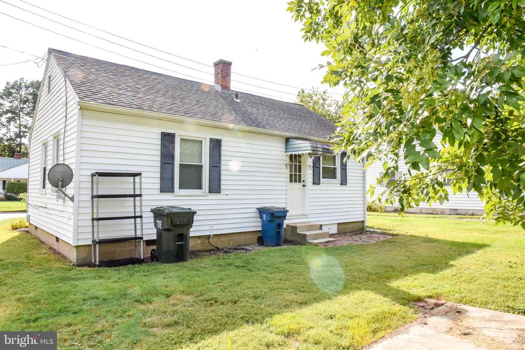 15 SYCAMORE AVE