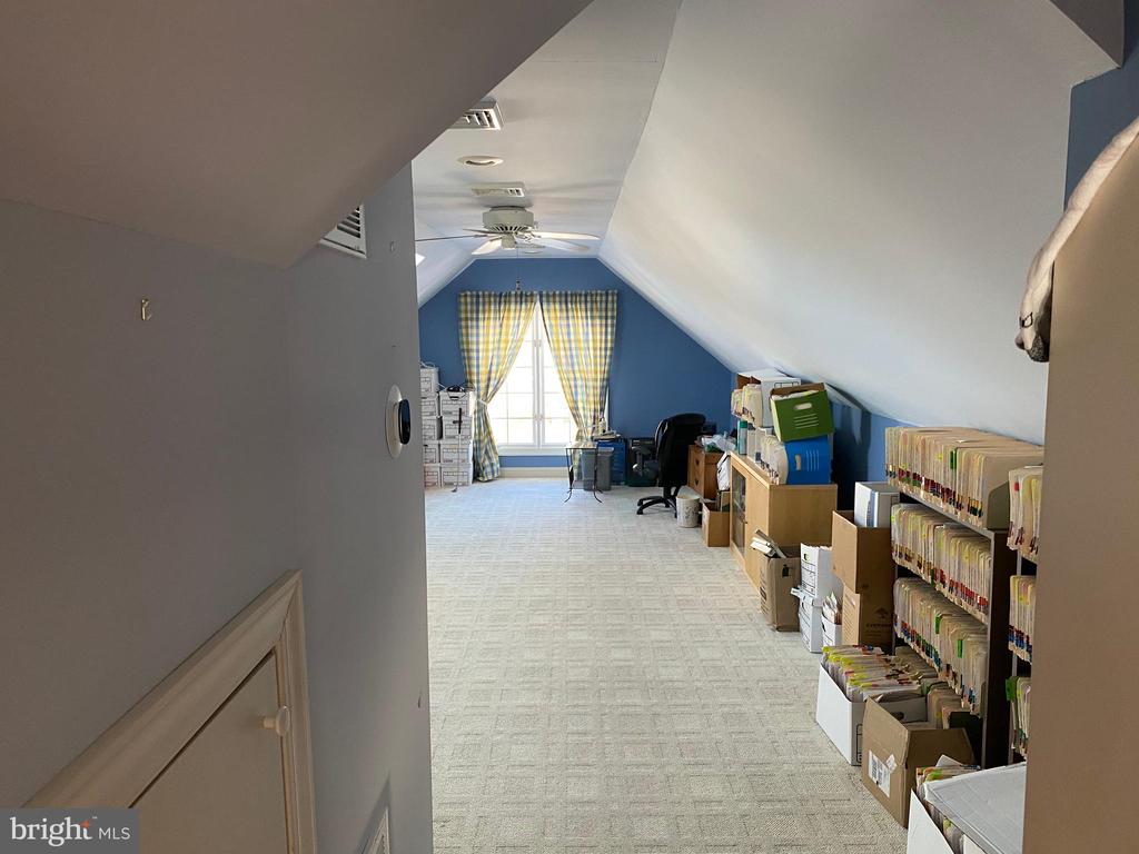 28515 Clubhouse Dr #28515