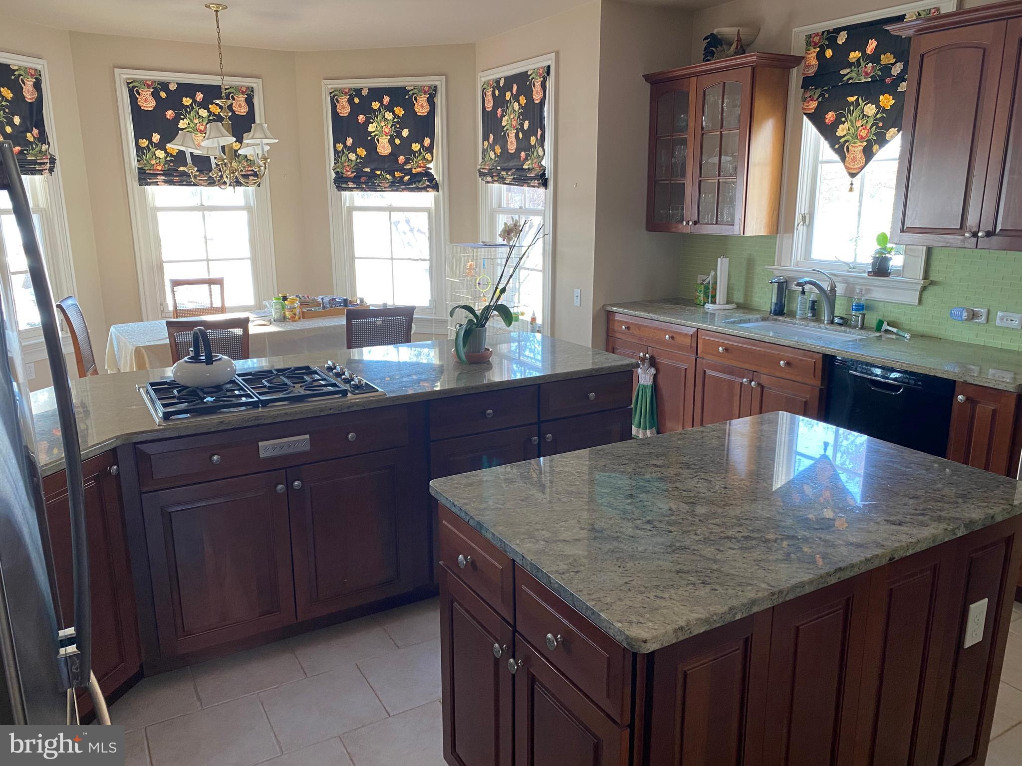 28515 Clubhouse Dr #28515