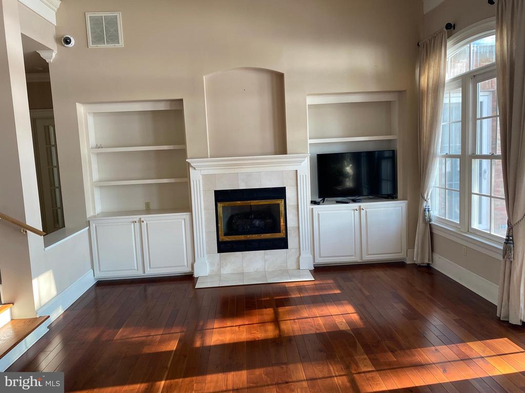 28515 Clubhouse Dr #28515
