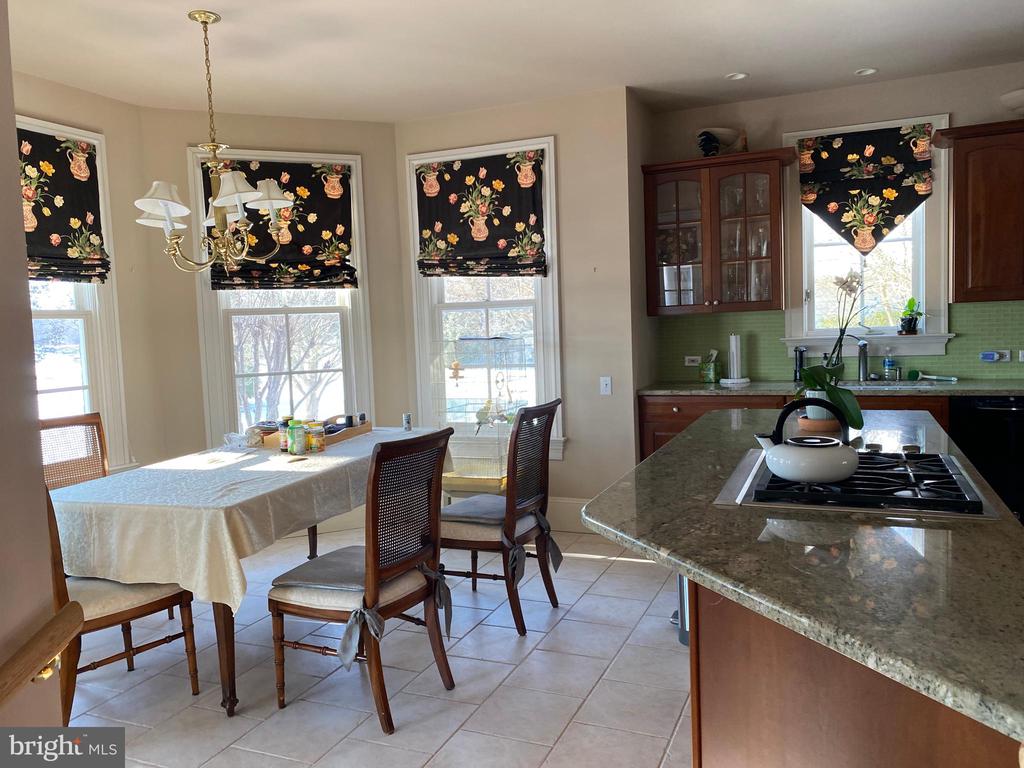 28515 Clubhouse Dr #28515