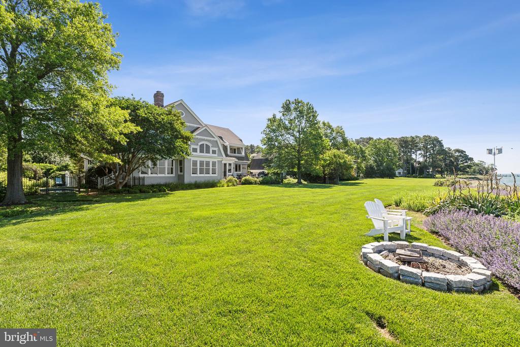 26025 Bachelors Harbor Dr