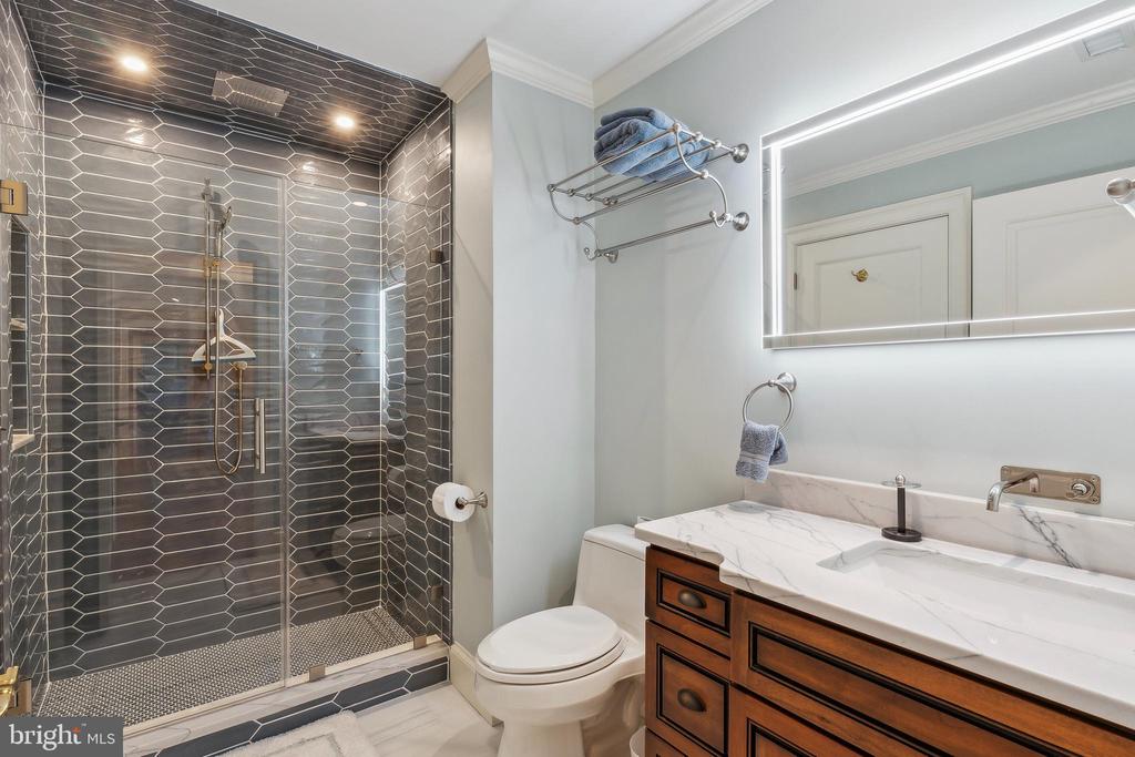 26025 Bachelors Harbor Dr
