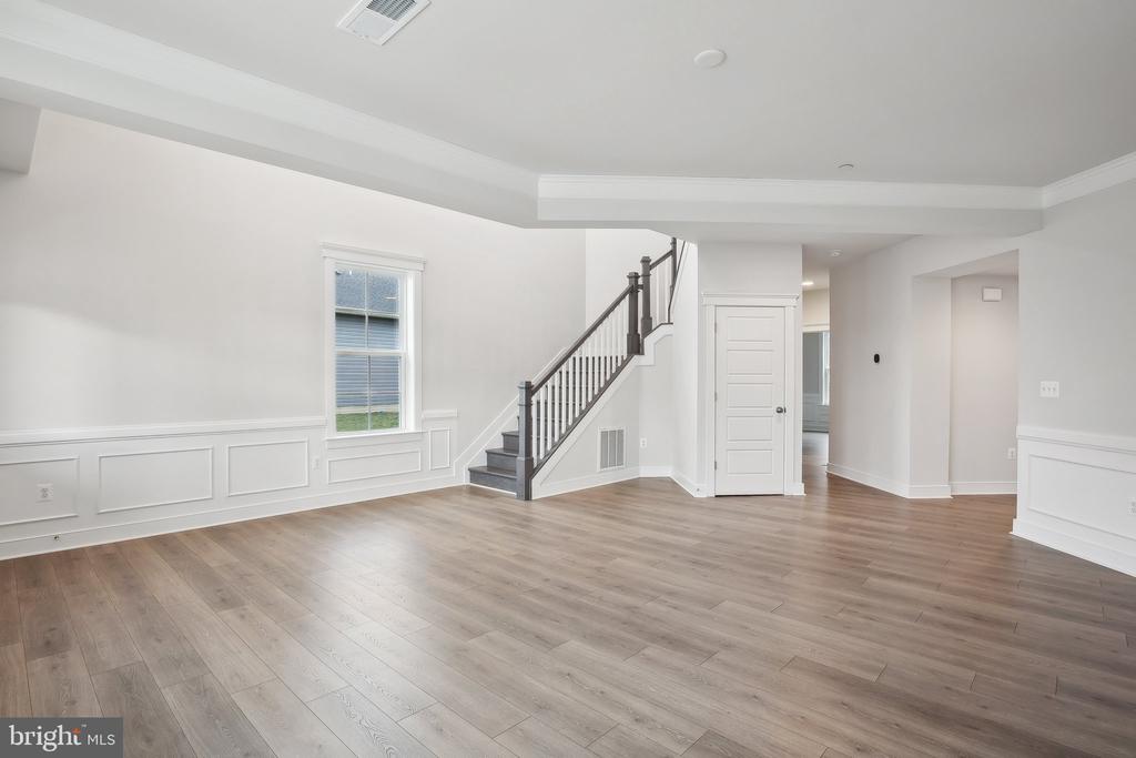 1260 Lake Michigan Dr