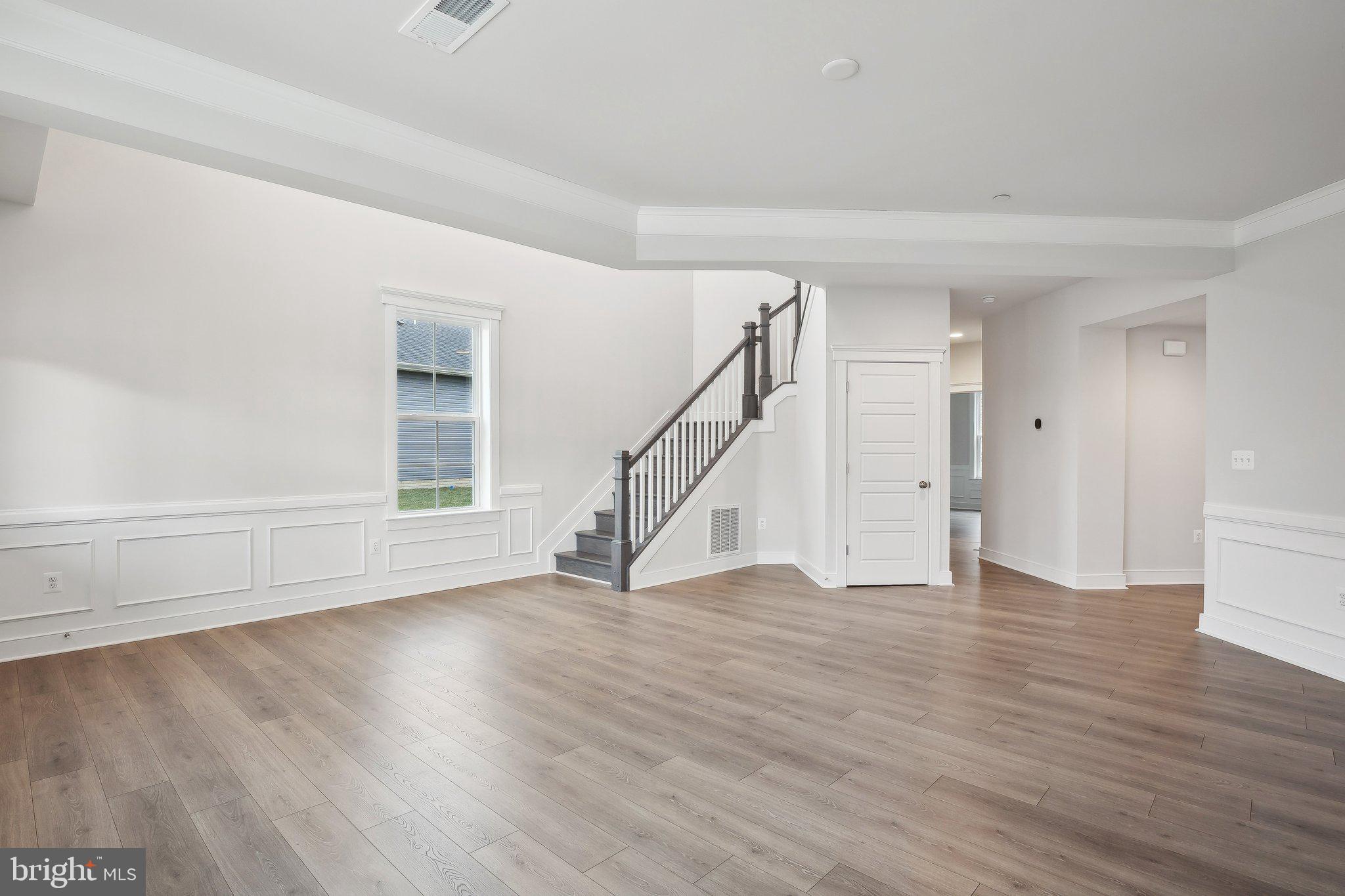 1260 Lake Michigan Dr