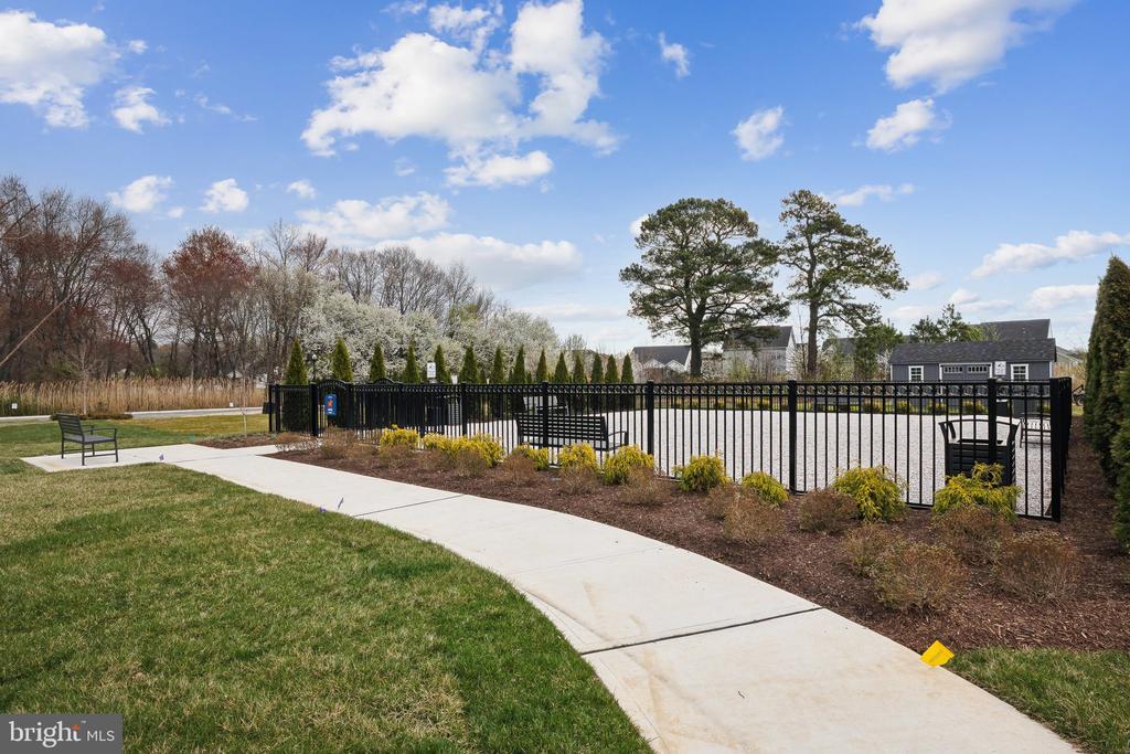 1260 Lake Michigan Dr