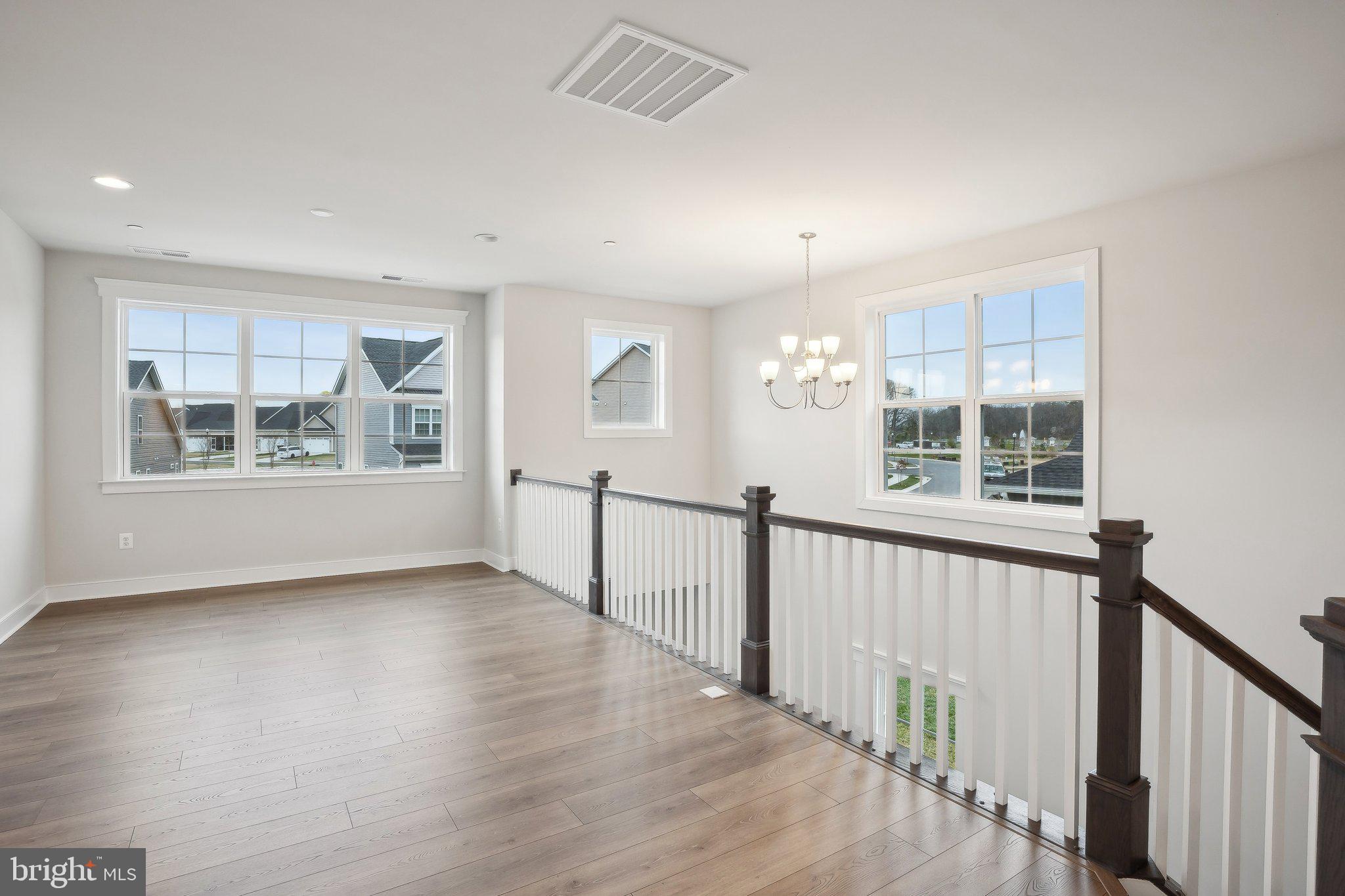 1260 Lake Michigan Dr