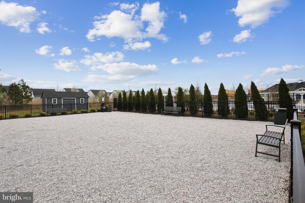1260 Lake Michigan Dr