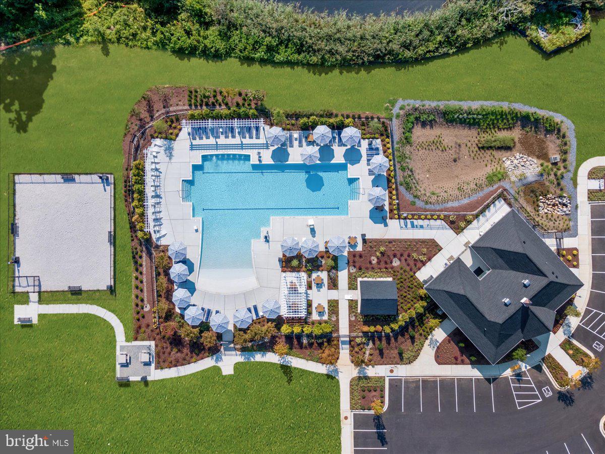 1260 Lake Michigan Dr