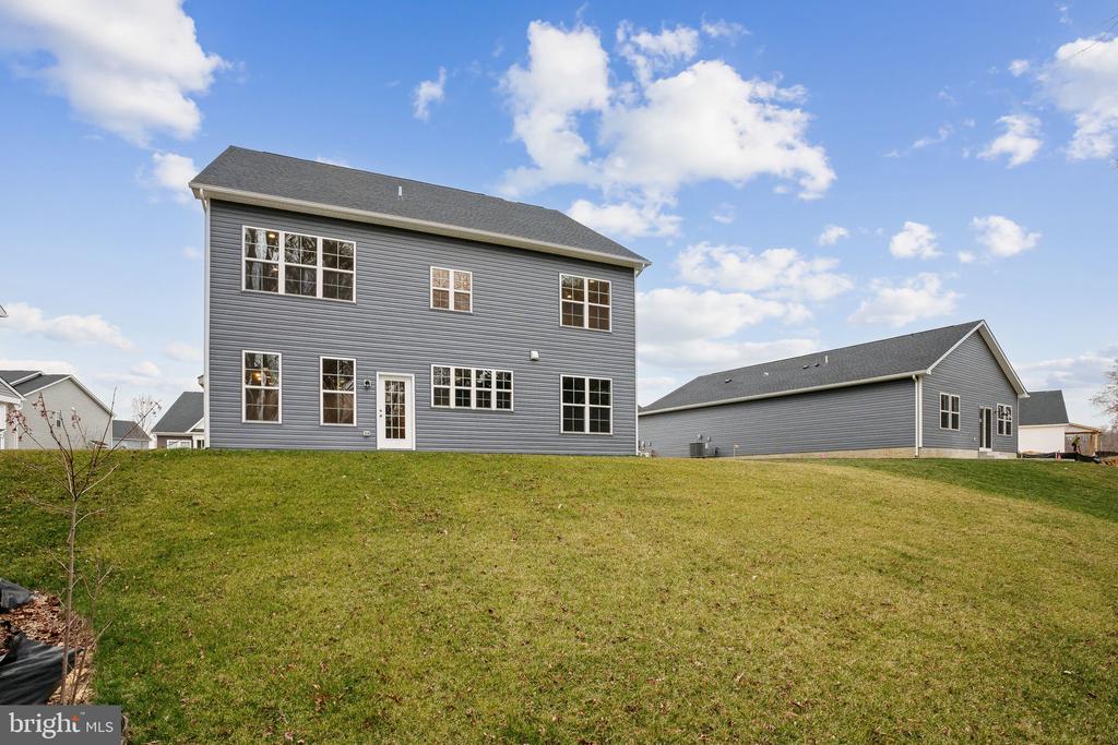1260 Lake Michigan Dr