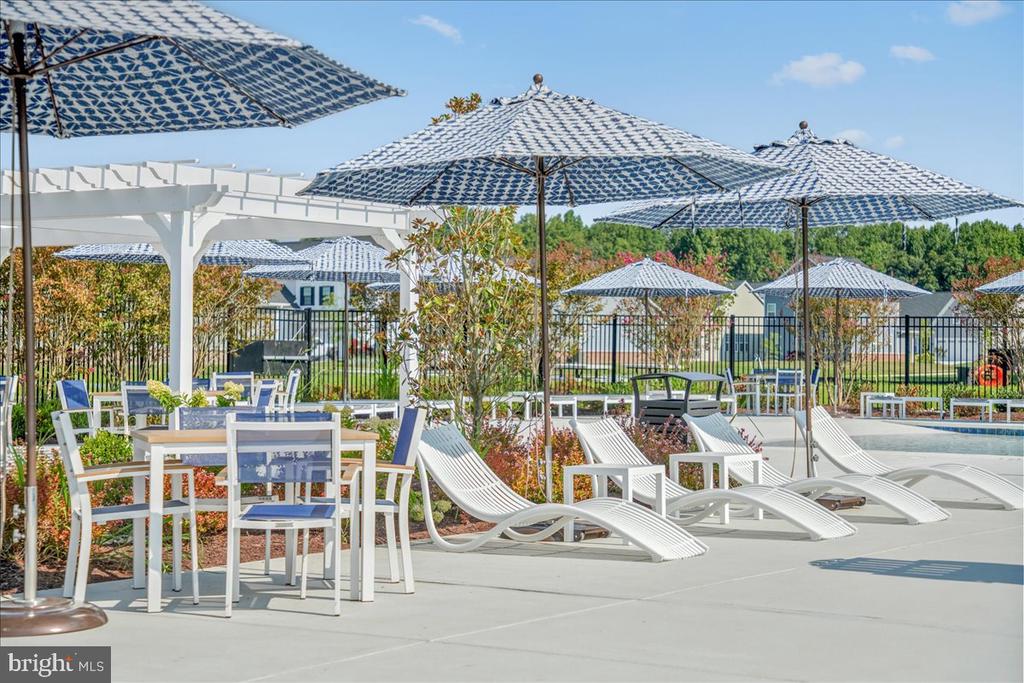 1260 Lake Michigan Dr