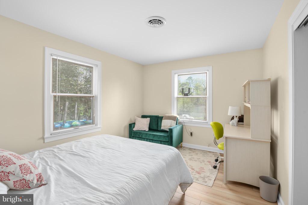 6379 Cedar Cove Rd