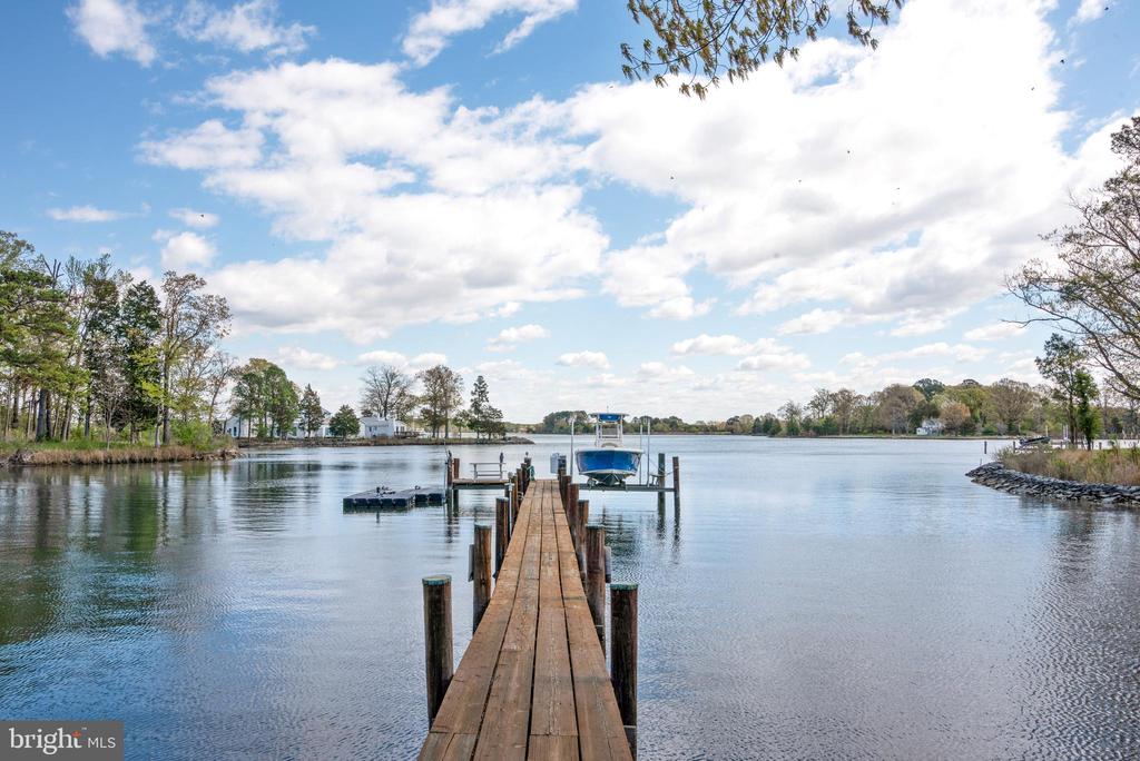 6379 Cedar Cove Rd