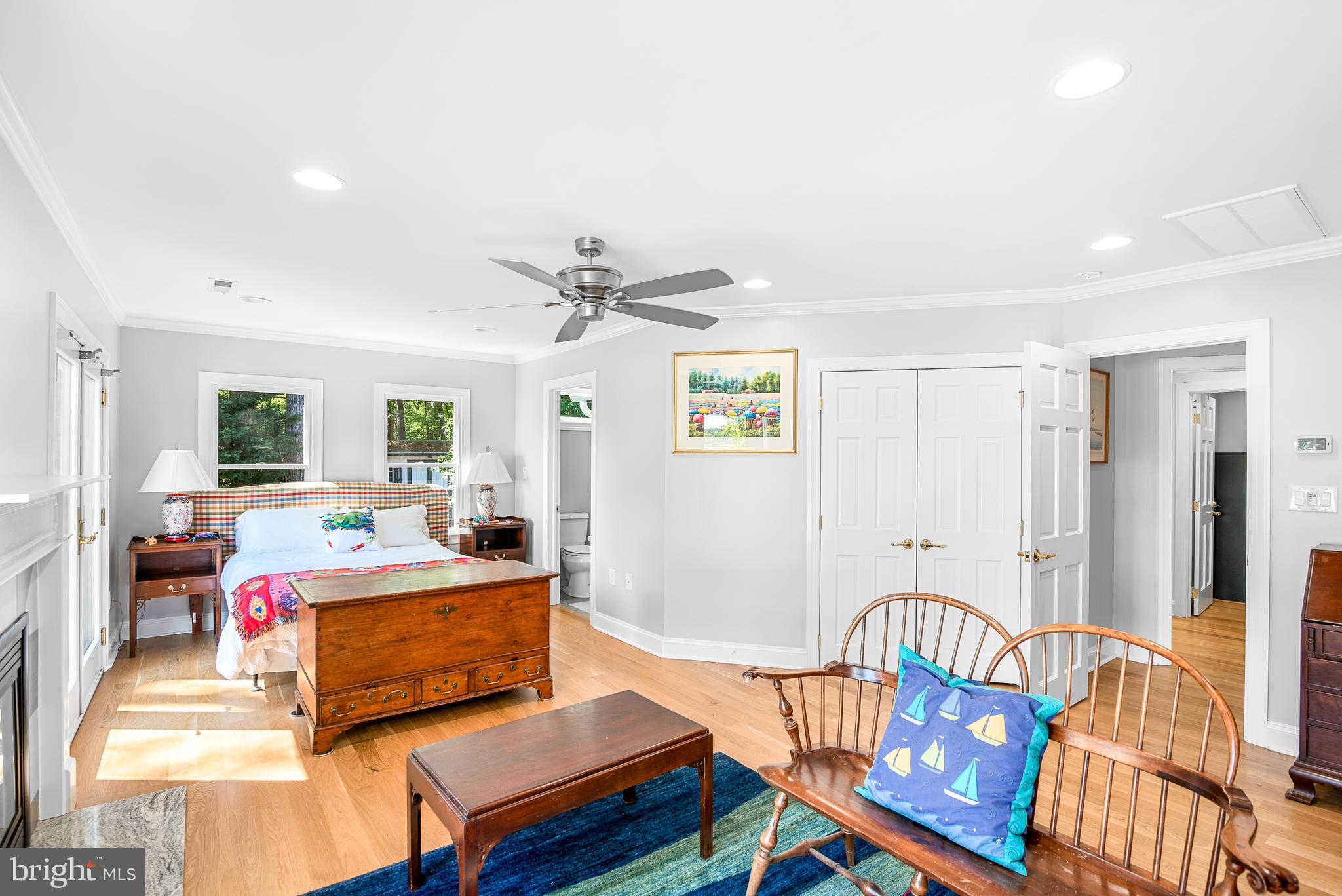 6884 Travelers Rest Cir