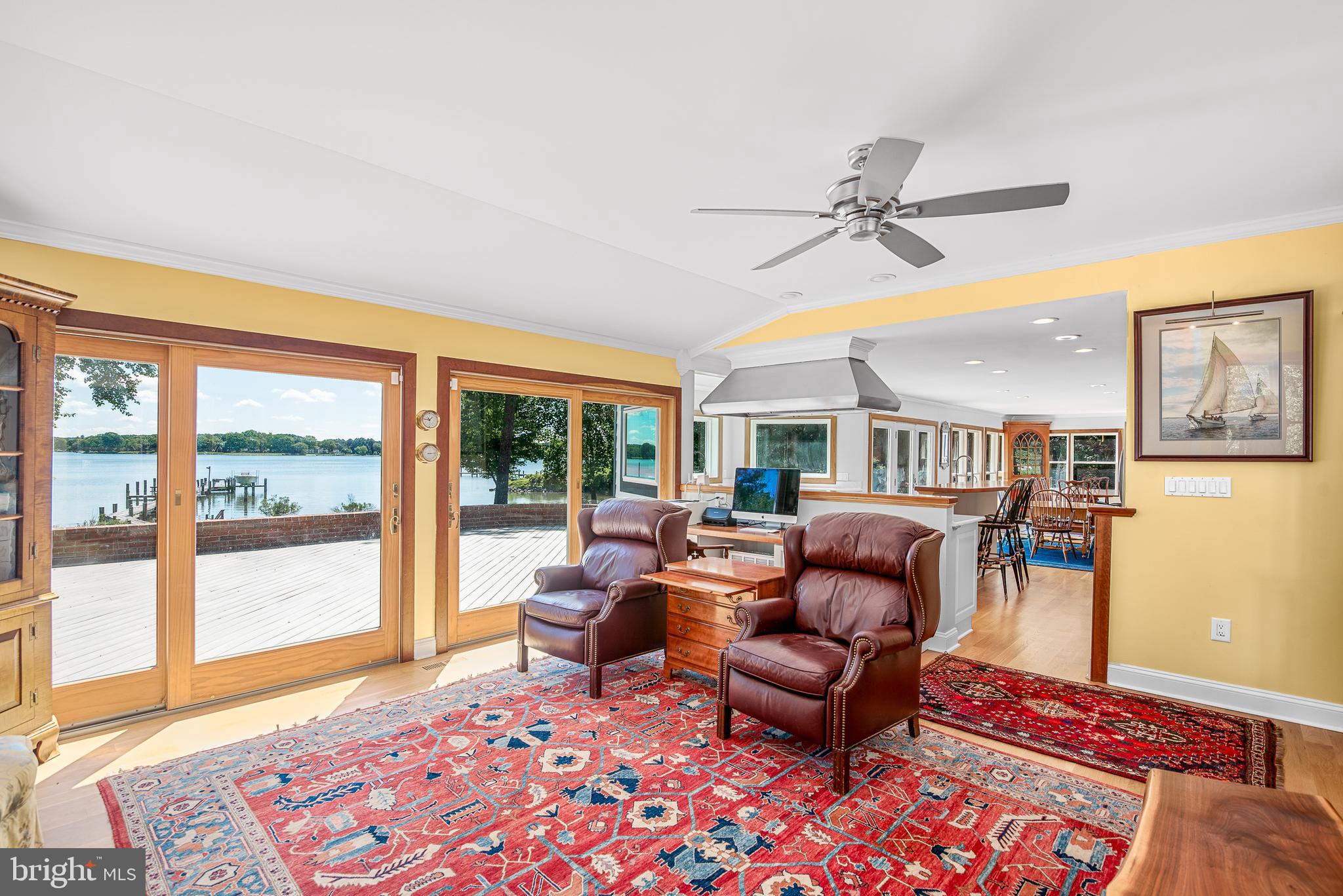 6884 Travelers Rest Cir