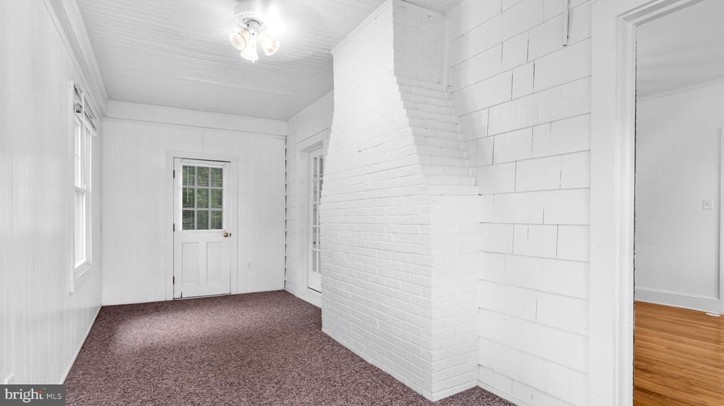 315 S AURORA ST