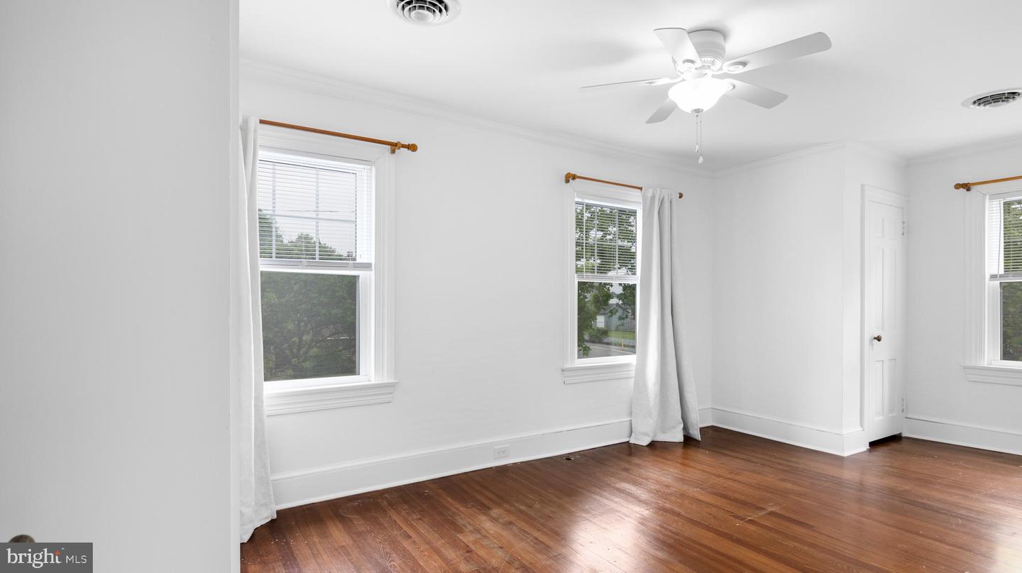 315 S AURORA ST