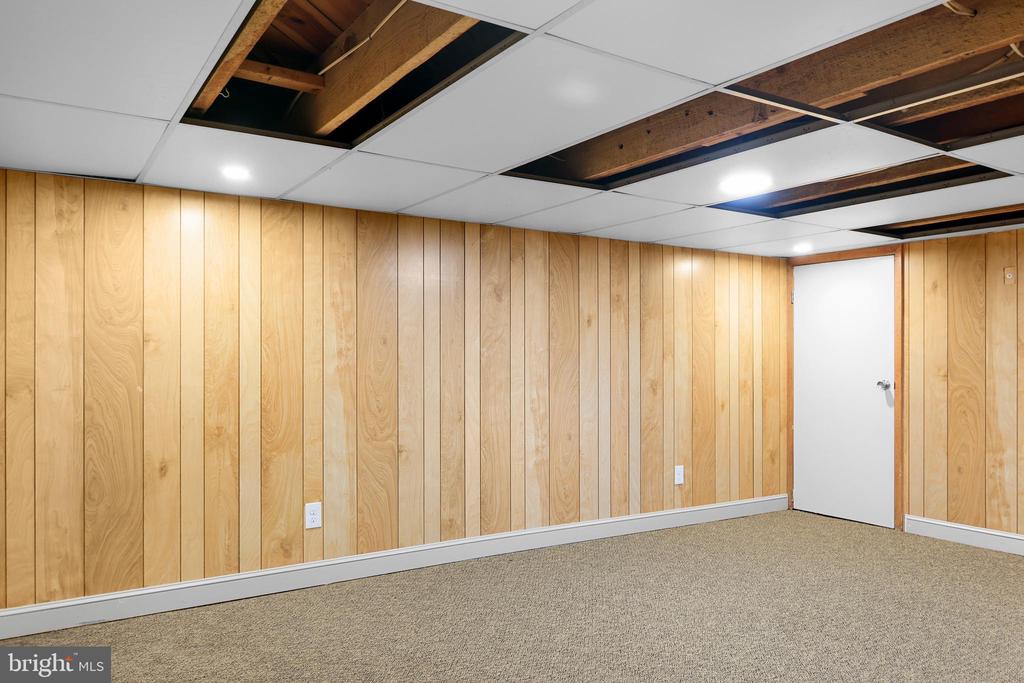 315 S AURORA ST