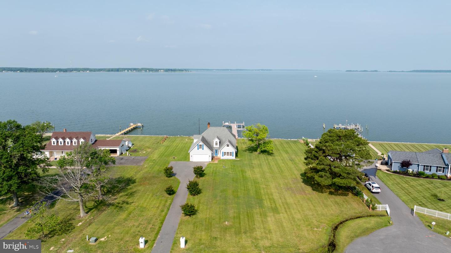 1702 Ferry Point Ct
