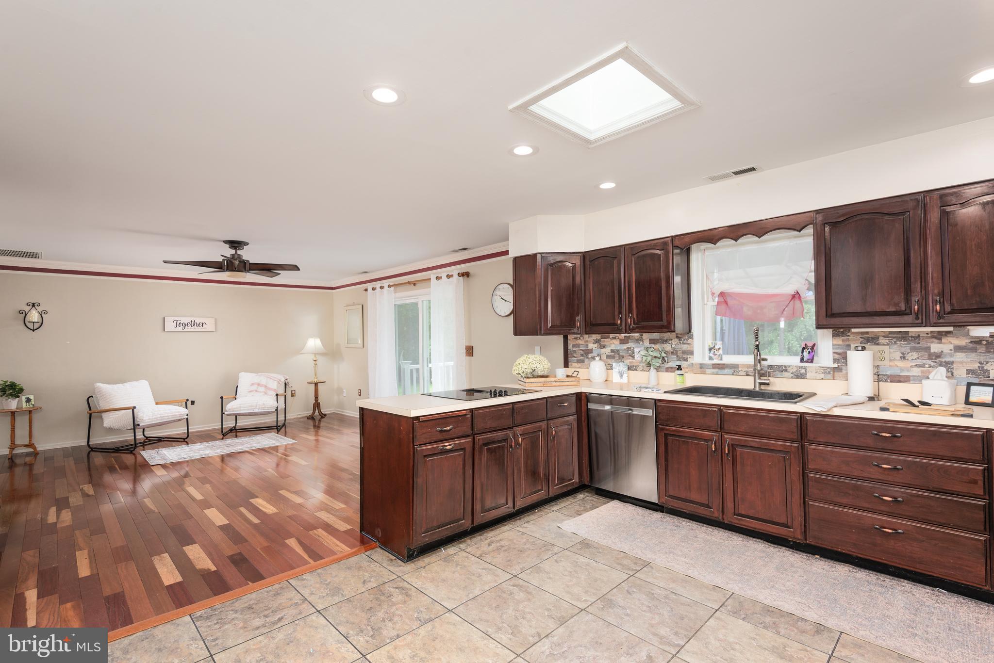 10527 KITTYS CORNER ROAD