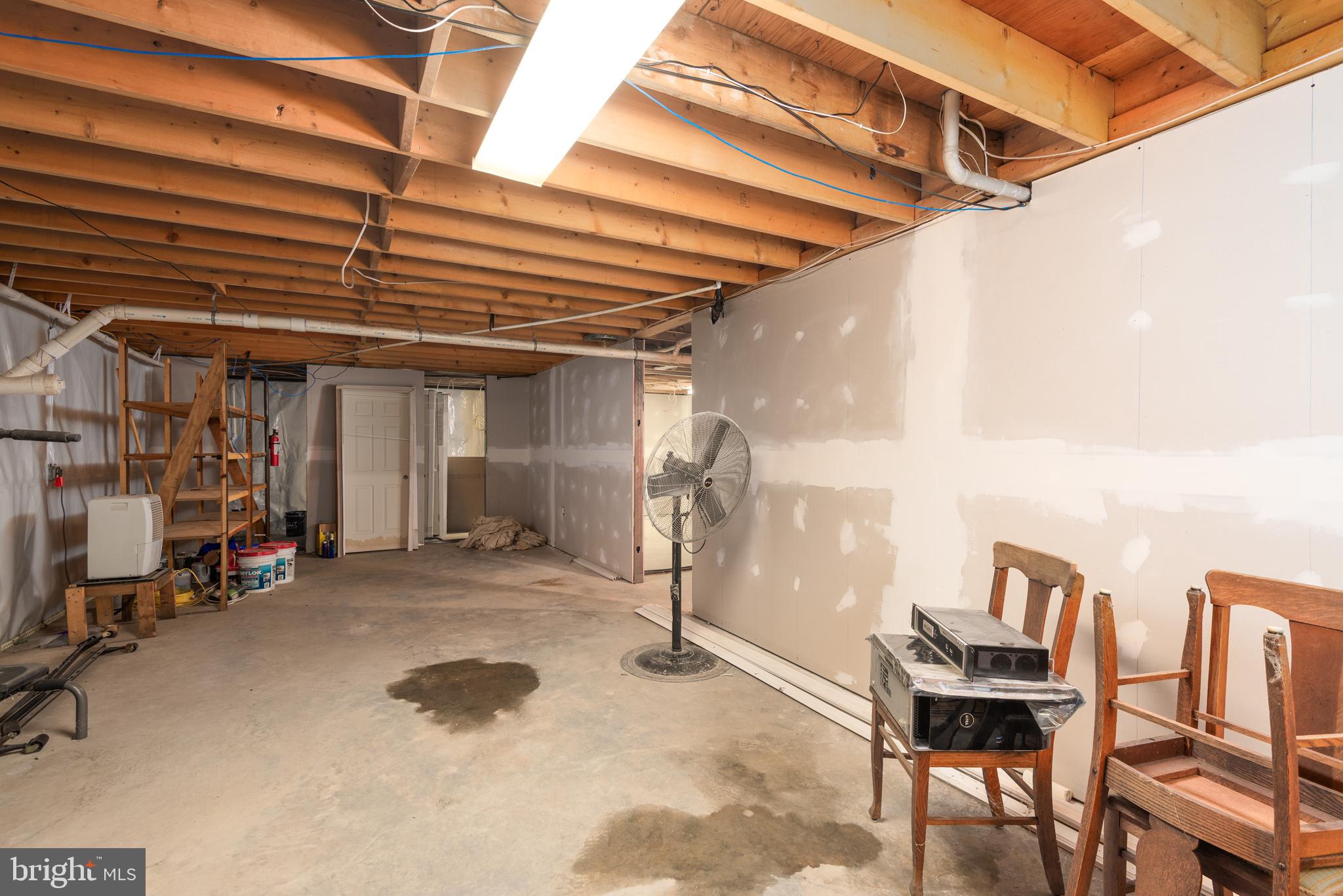 10527 KITTYS CORNER ROAD