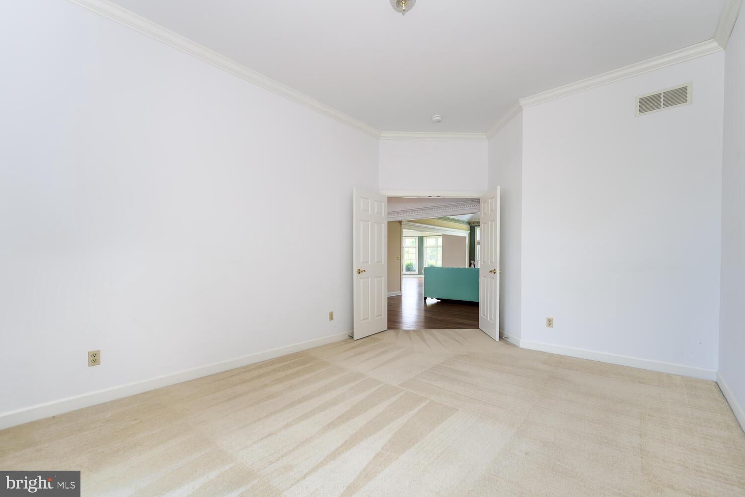 28602 CLUBHOUSE DRIVE