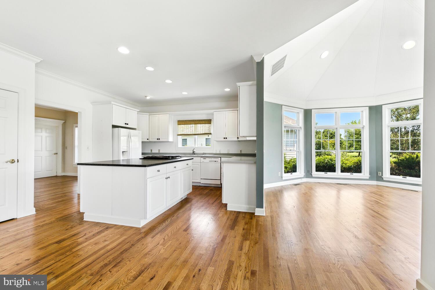 28602 CLUBHOUSE DRIVE