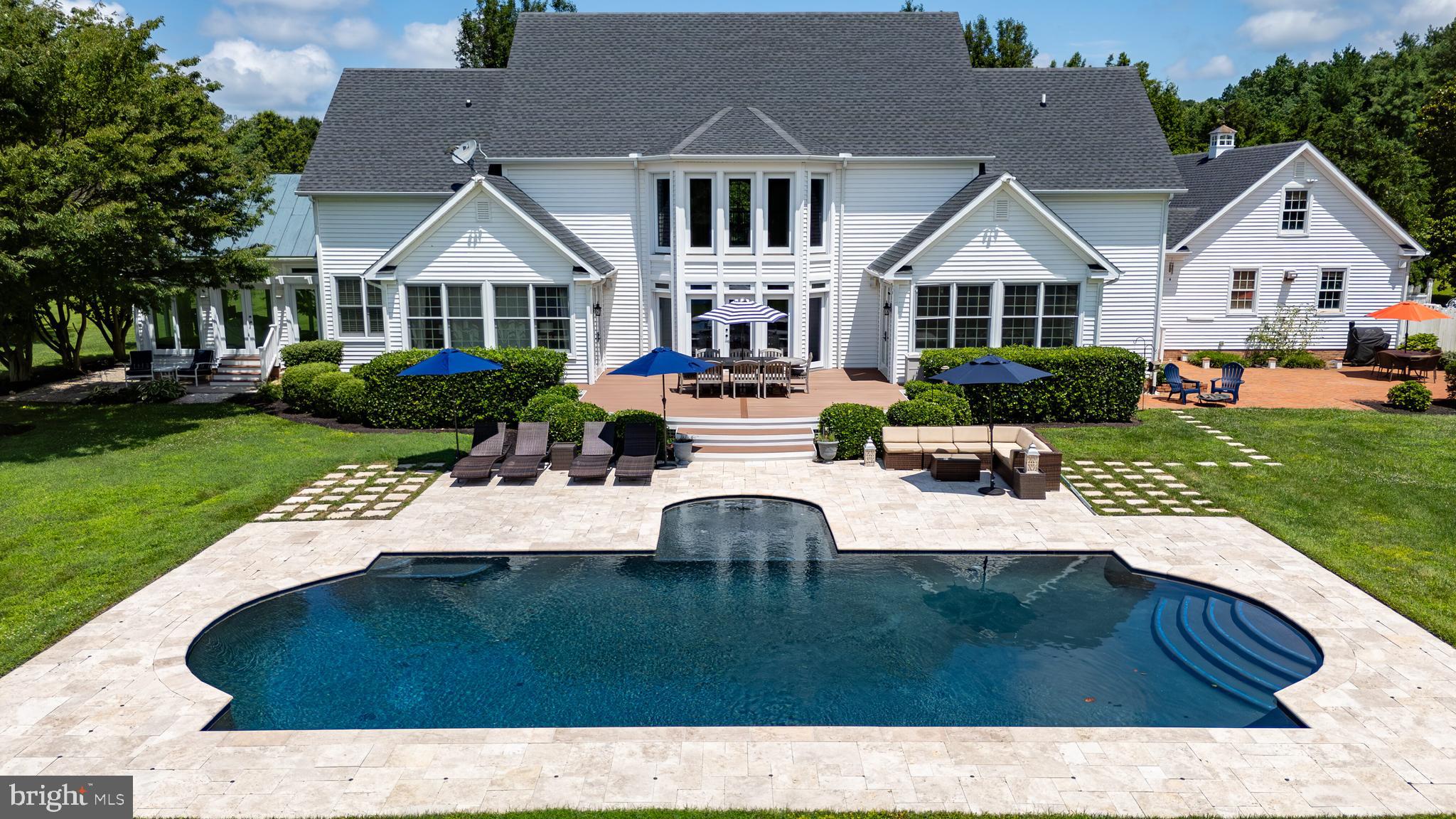 6561 BAILEYS POND ROAD