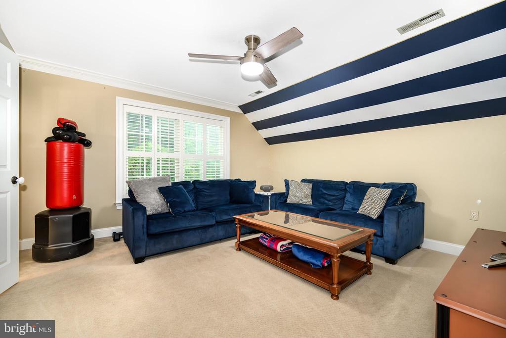 6561 BAILEYS POND ROAD