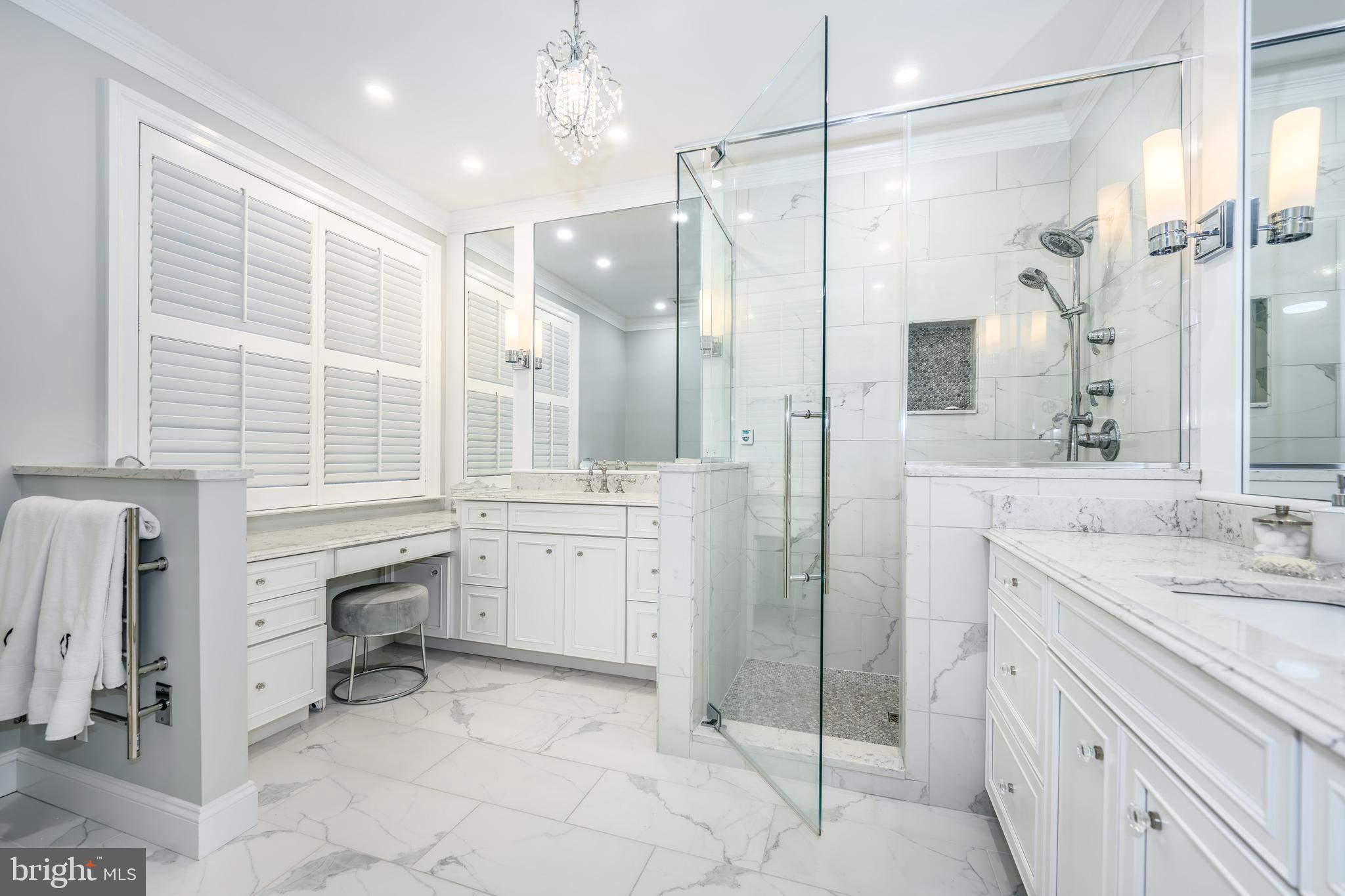 6561 BAILEYS POND ROAD