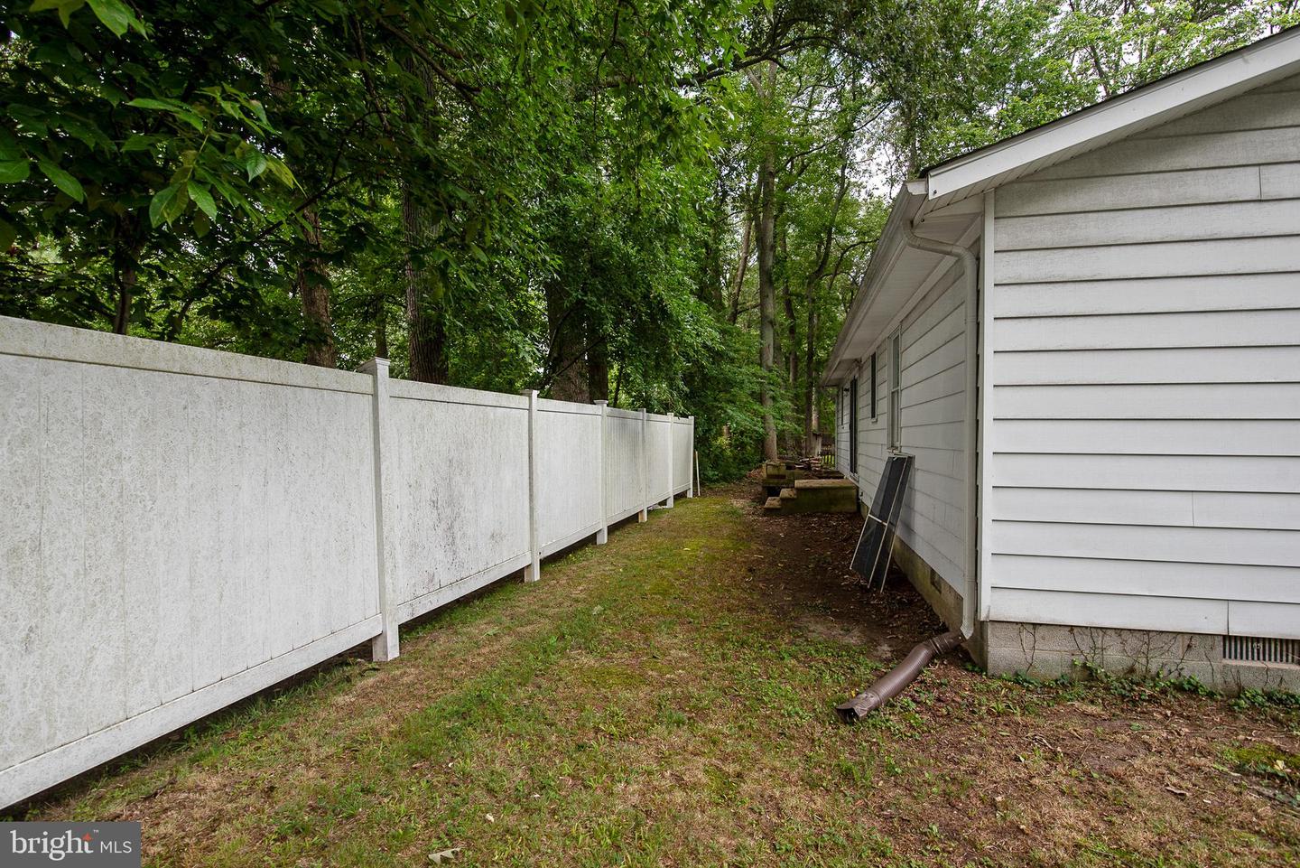 604 Hazelwood Dr