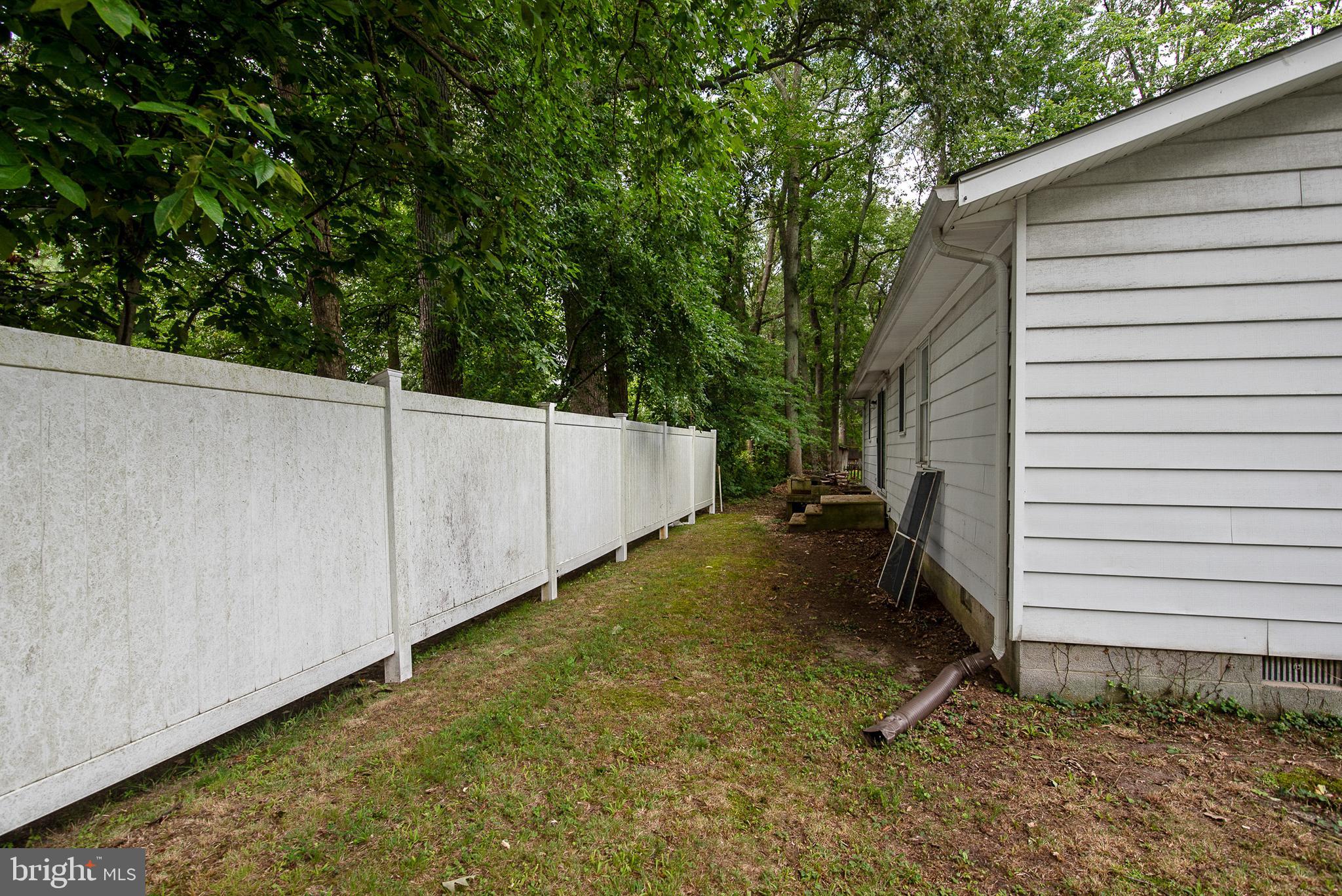 604 Hazelwood Dr