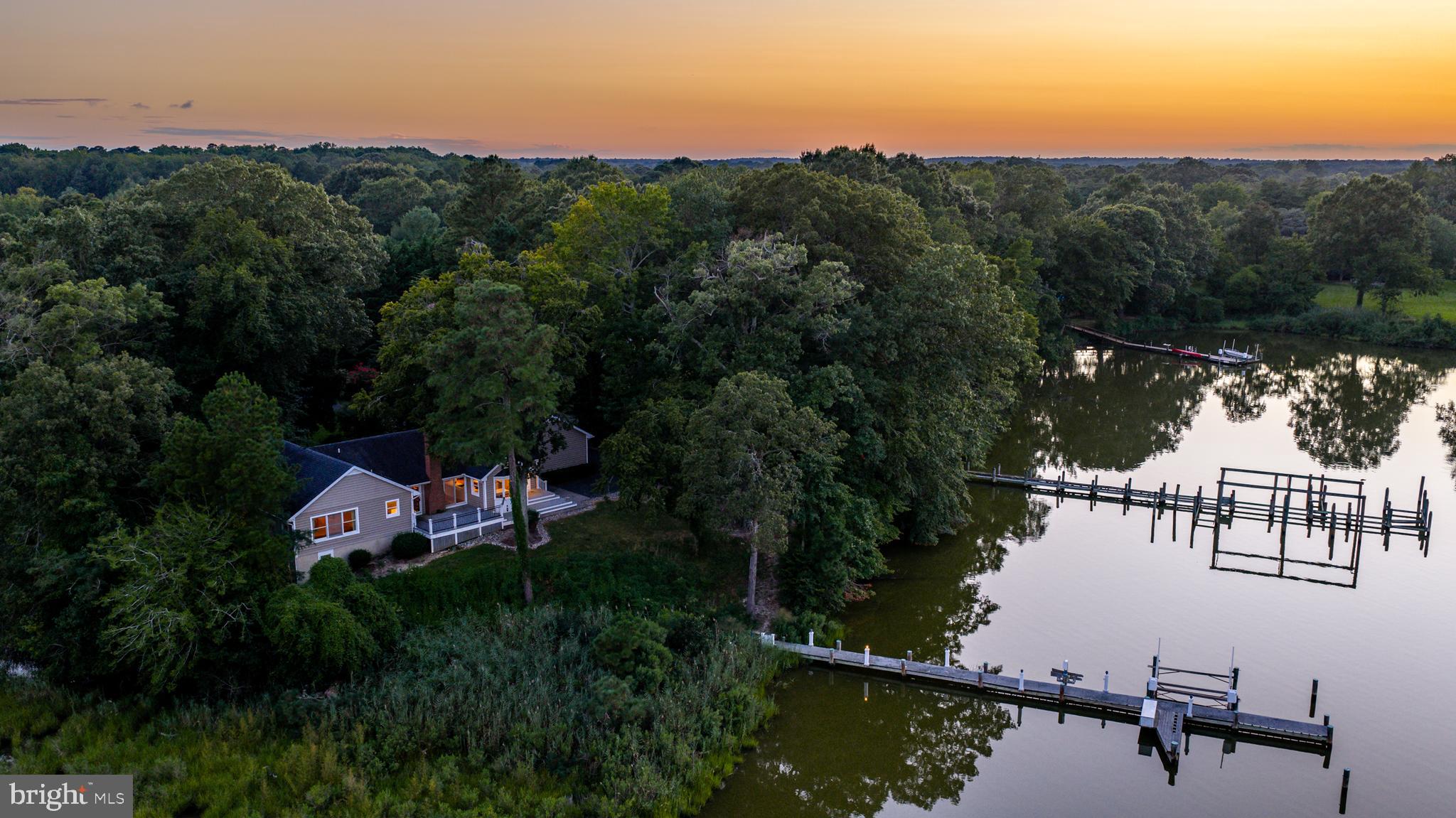 7761 WOODLAND CIRCLE